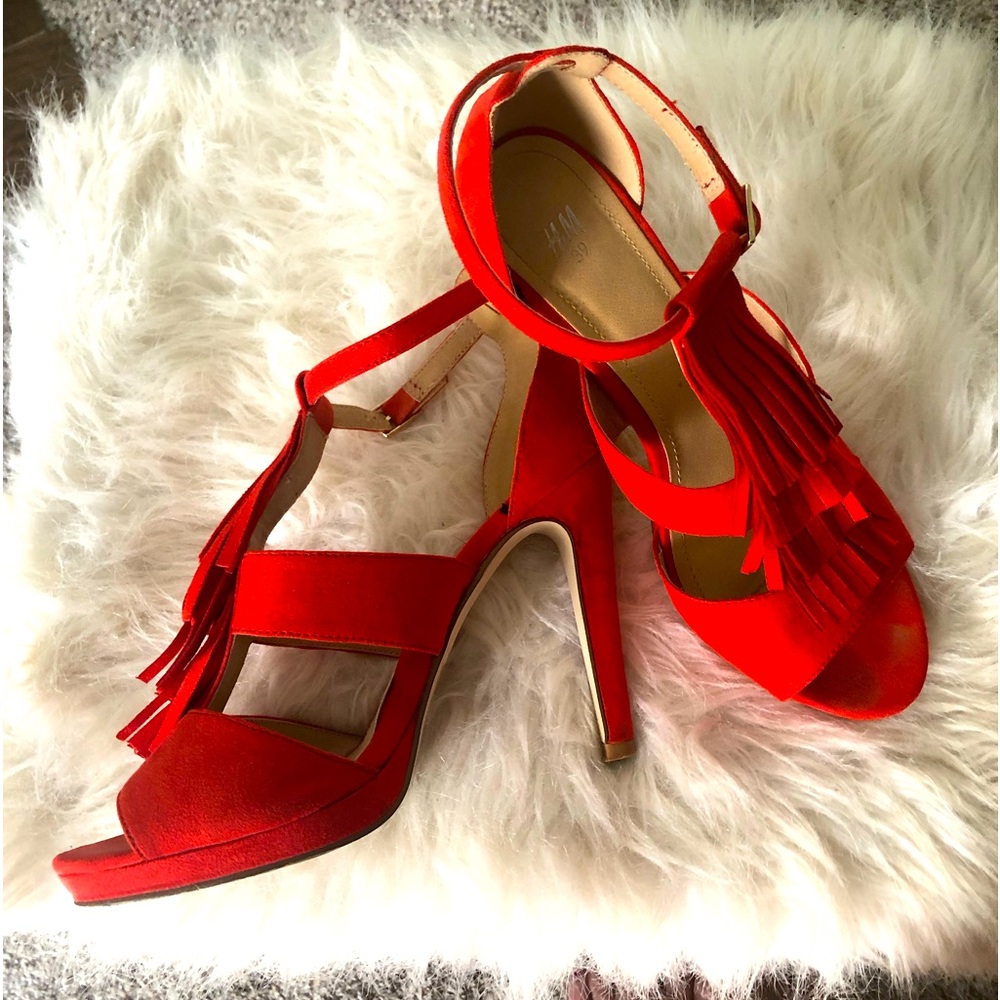 Stunning red fringe tassel high heels!  A must have for your wardrobe!